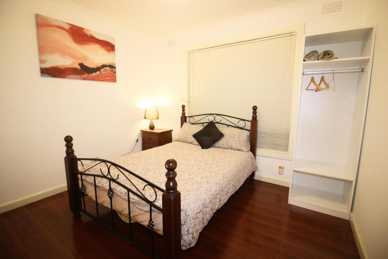 Sunny House - Melbourne Airport Home Luaran gambar